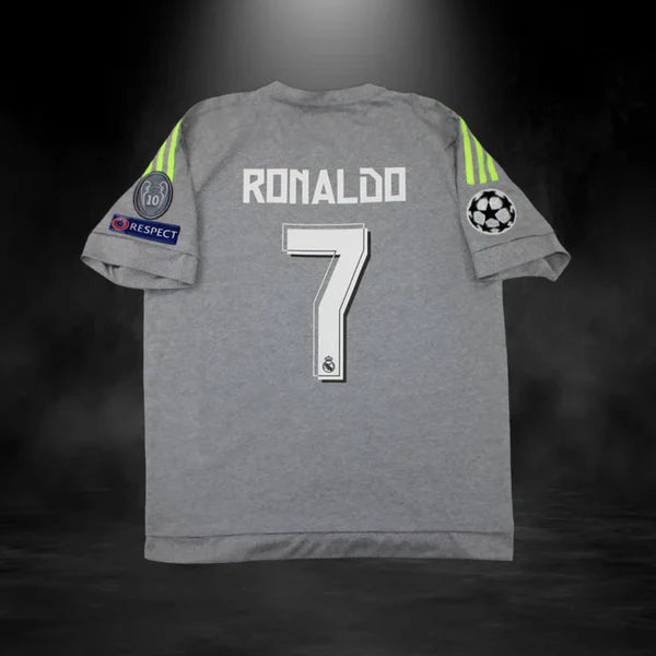 Real Madrid 2015/16 - Retro