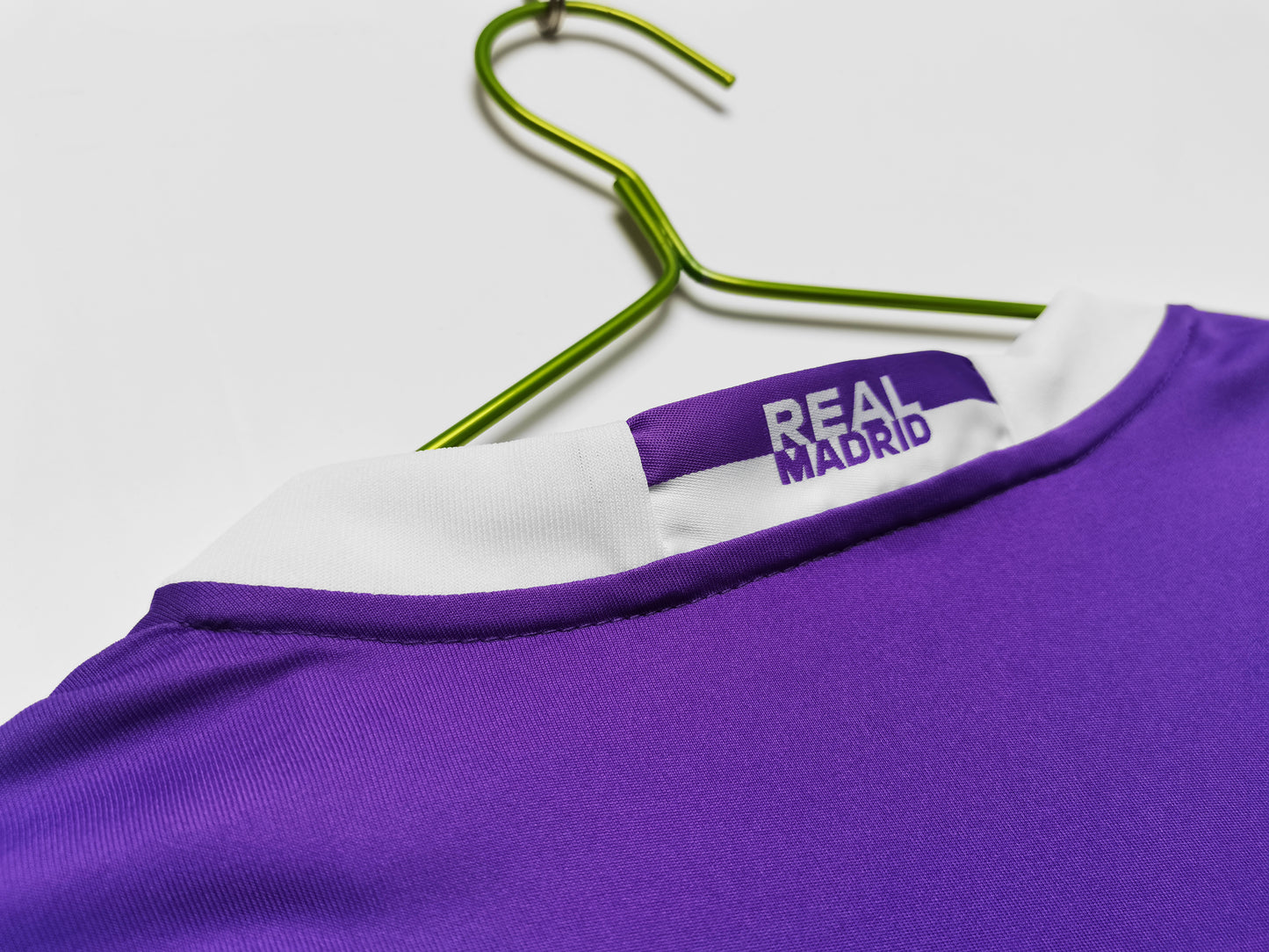 Real Madrid 2016/17 - Retro