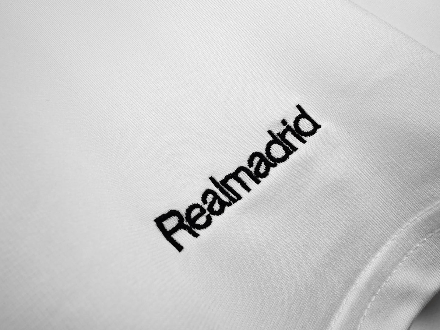Real Madrid 2005/06 - Retro