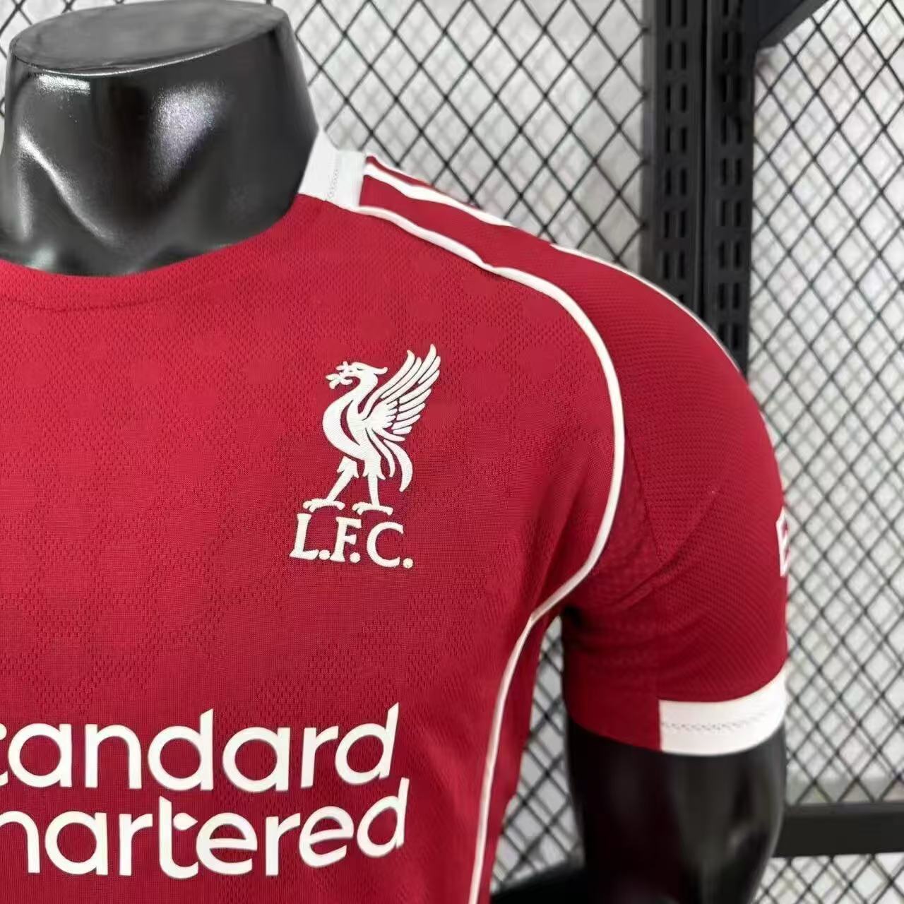 Liverpool 2025/26 - Thuis