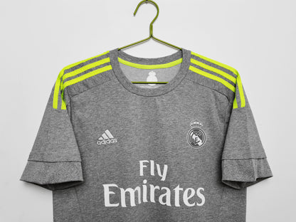 Real Madrid 2015/16 - Retro
