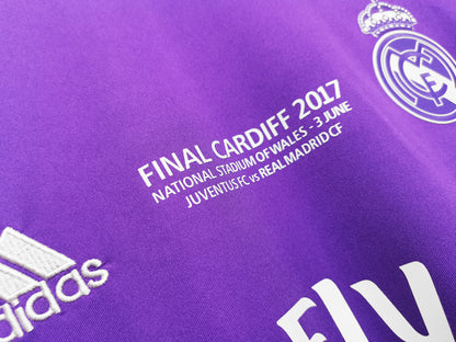 Real Madrid 2016/17 - Retro