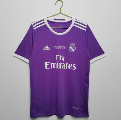 Real Madrid 2016/17 - Retro